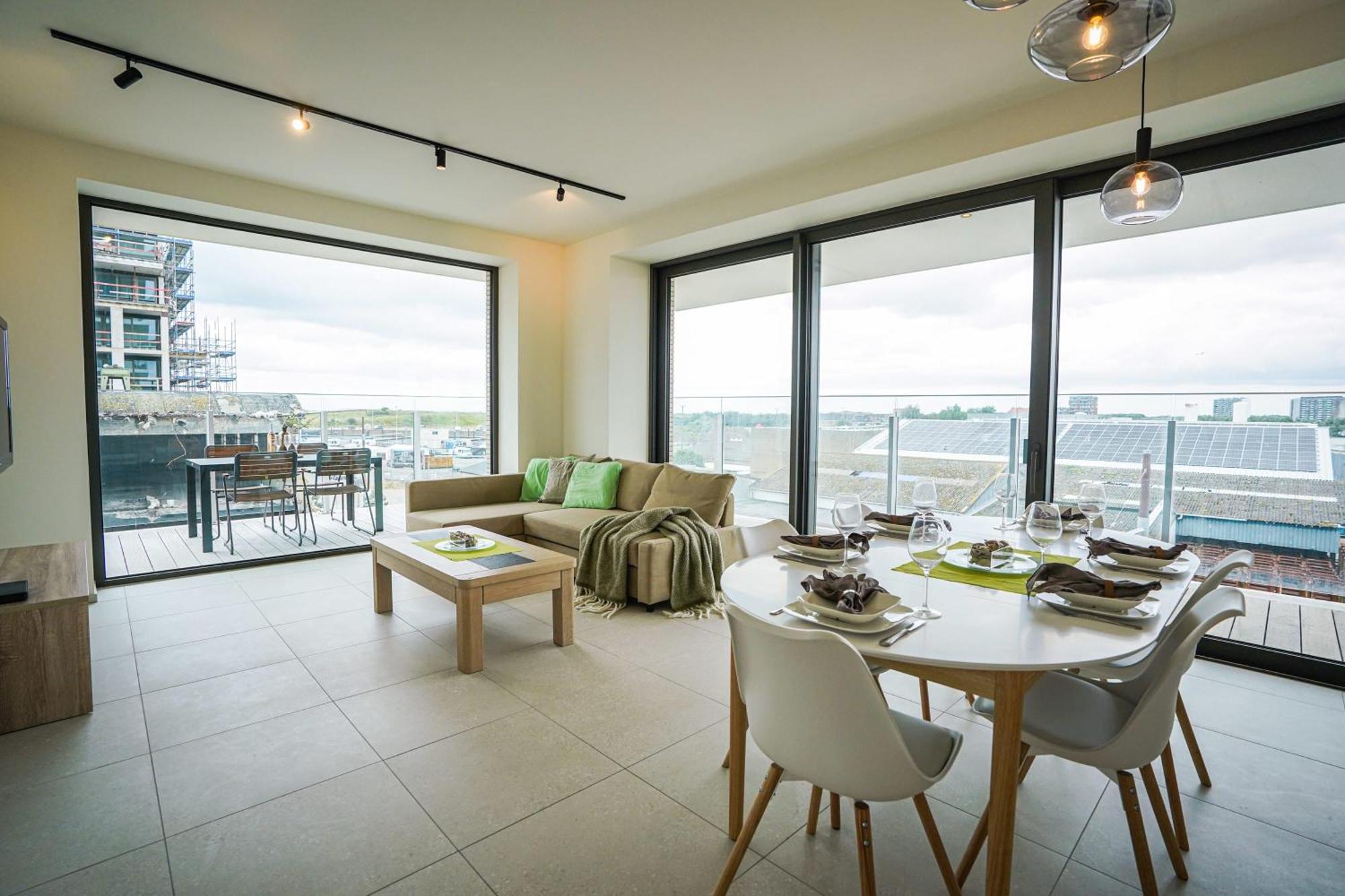 Huswell - Beautiful Apartment With Communal Pool And Gym Остенде Экстерьер фото